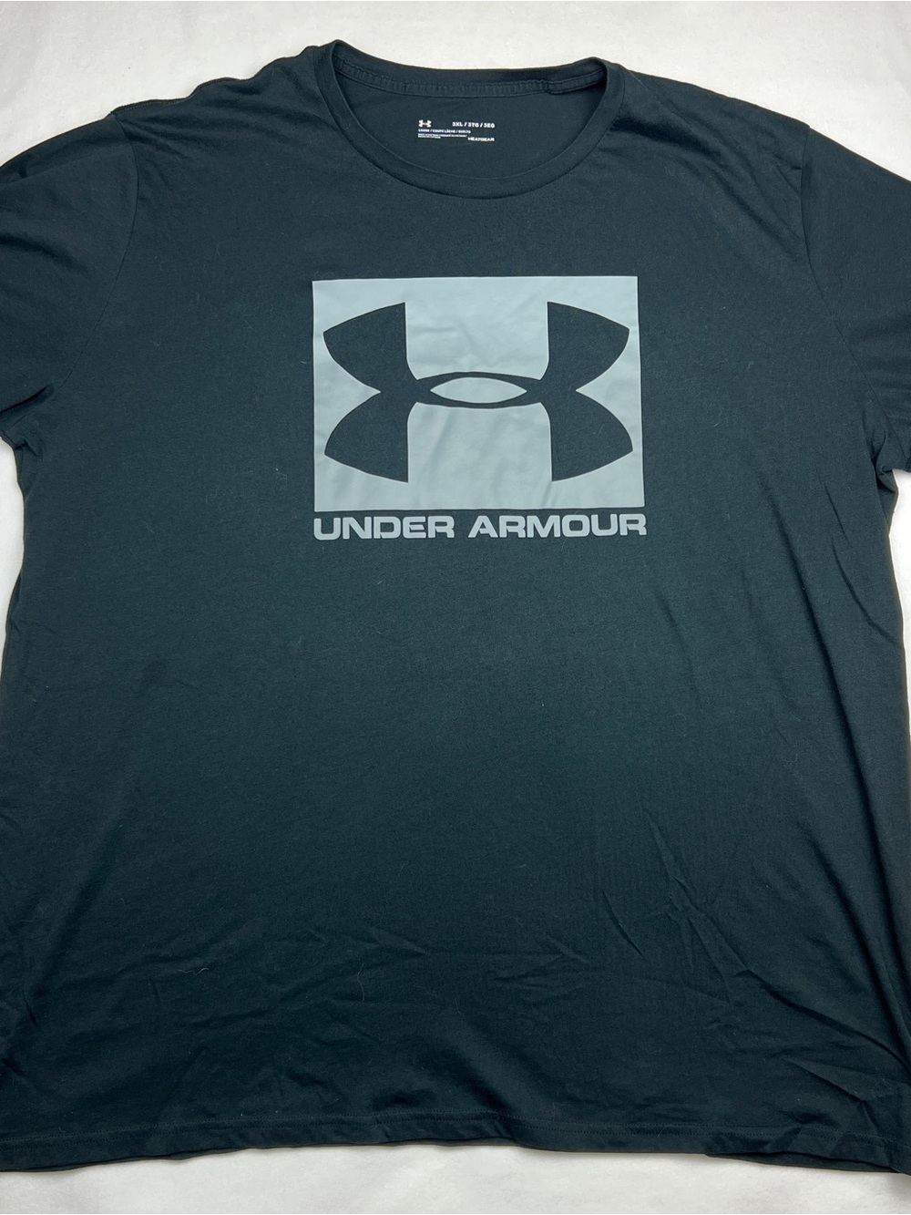 Under Armour Black T-Shirt with Gray Logo Graphic